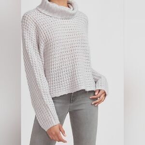 Express Women's Small Gray Cropped Sweater Oversized Chunky Knit